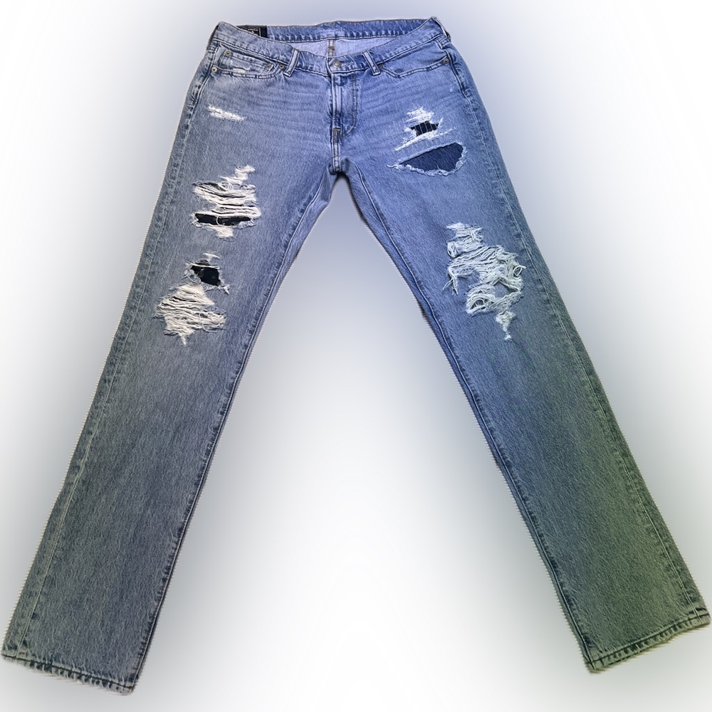 Abercrombie & Fitch Men's Light Blue Distressed Jeans